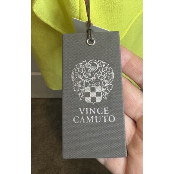 Vince Camuto Women’s DAYBREAK YELLOW Flutter Sleeve Split V Neck Blouse-XS NWT - Picture 5 of 7